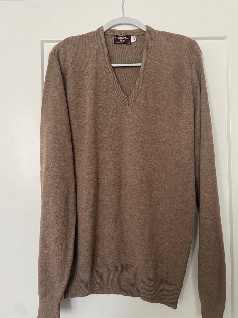Christopher Hart Men's V-Neck Sweater in Taupe
